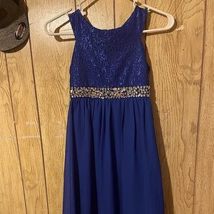 Little girls dress, size 7, can’t fit anymore.